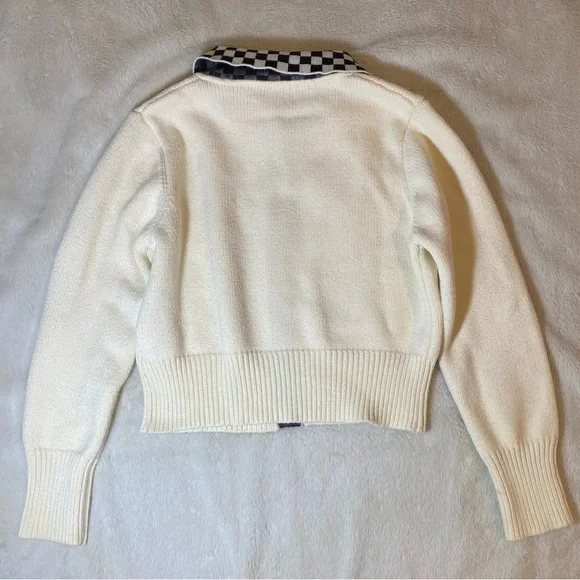 Lisa Says Gah Cream Button Down Sweater M/L - Picture 9 of 9